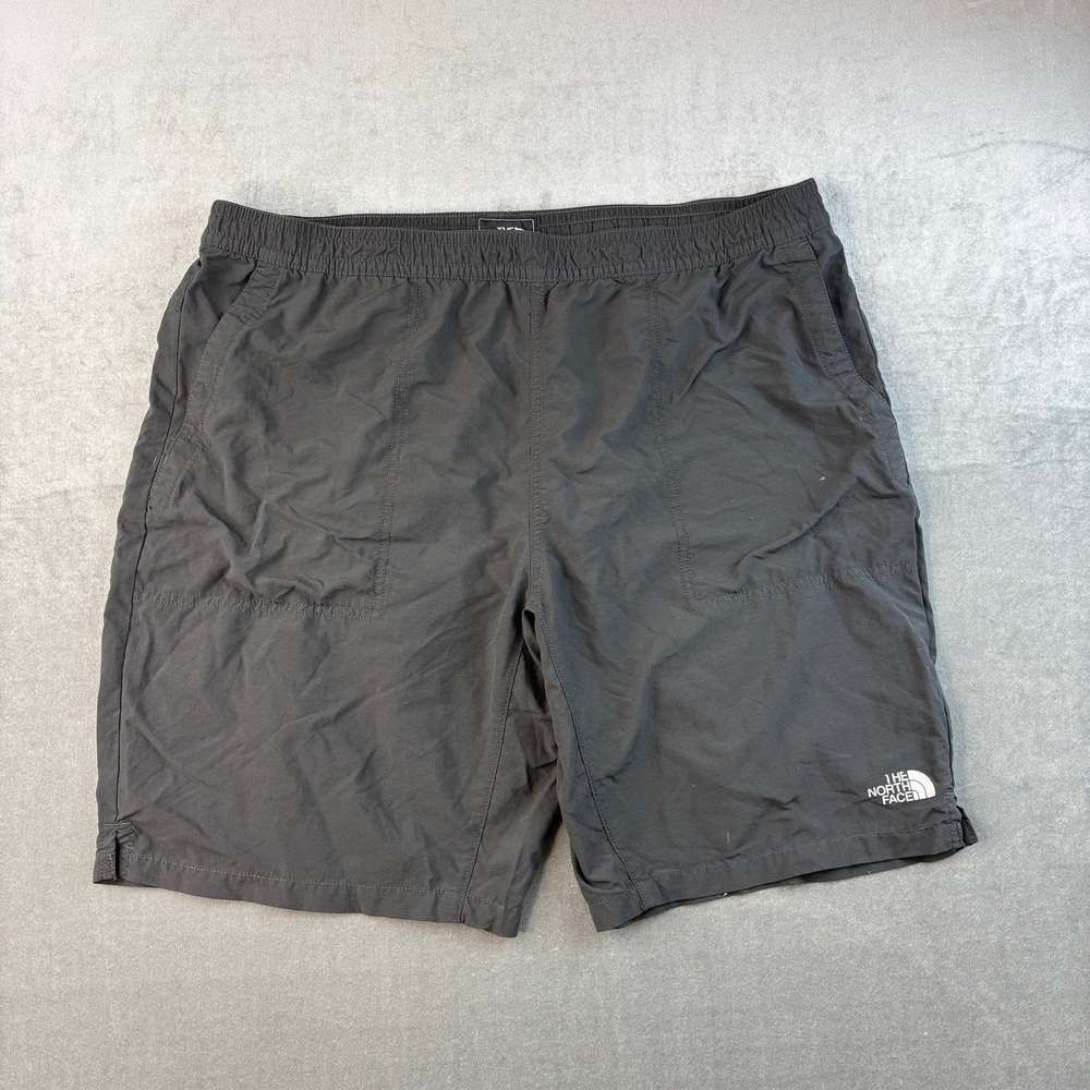 The North Face Black Athletic Shorts Mens‎ XL